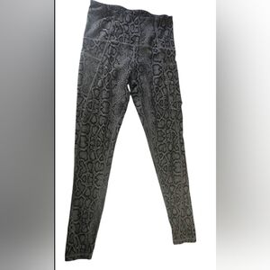 Snakeskin Print High-Waisted Leggings